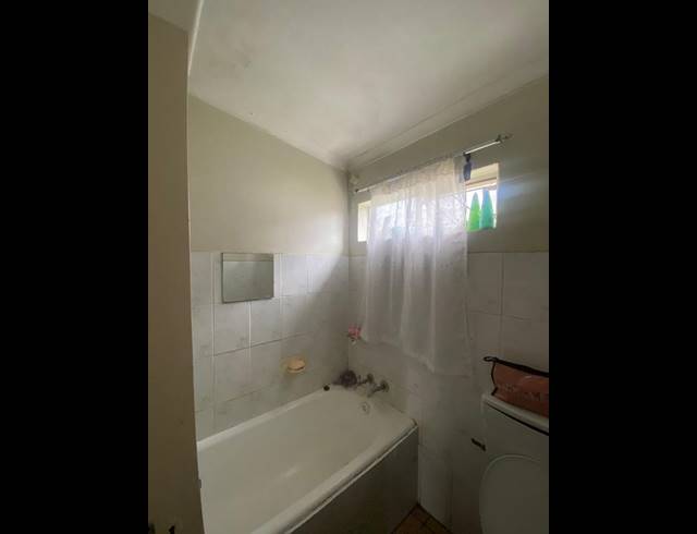 2 BEDROOM PROPERTY TO RENT IN AUSTERVILLE